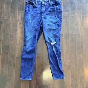 Old Navy High-Waisted Rockstar Super-Skinny Jeans size 16